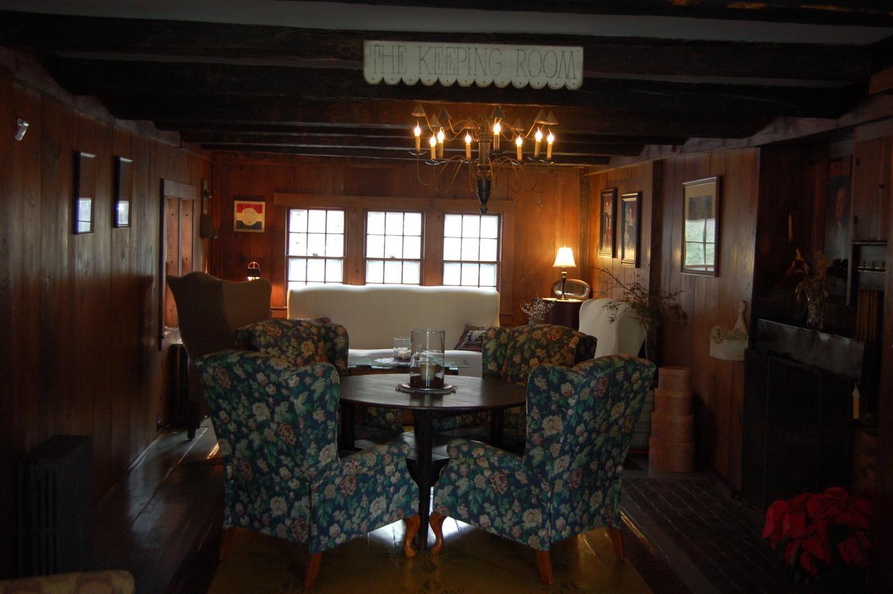 The New Hampshire Mountain Inn Wilmot Екстериор снимка